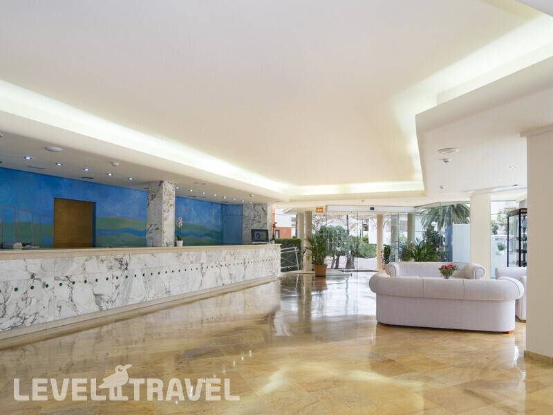 Фотография THB Maria Isabel Hotel (Adults Only 18+)