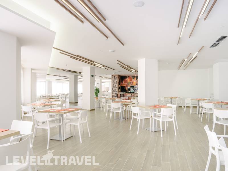 Фотография THB Maria Isabel Hotel (Adults Only 18+)