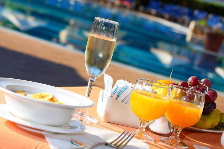 Valentin Reina Paguera Hotel (Adults Only 18+)