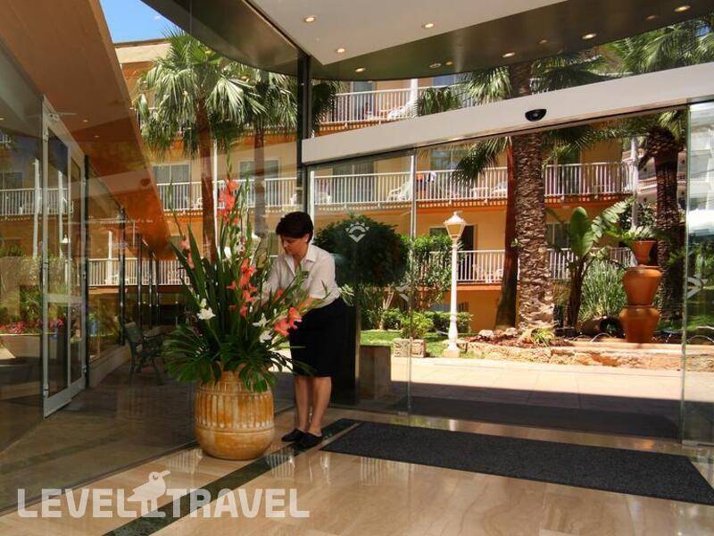 Фотография Valentin Reina Paguera Hotel (Adults Only 18+)