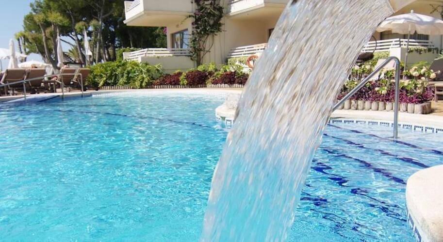 Vanity Hotel Golf & Spa (Adults Only 18+)
