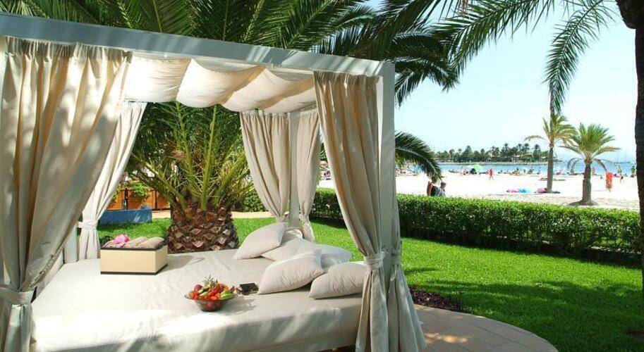 Vanity Hotel Golf & Spa (Adults Only 18+)