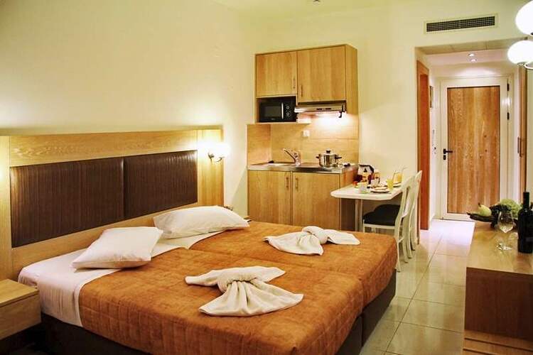 Bella Elena Apartments