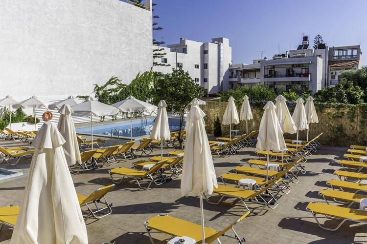 Sergios Hotel