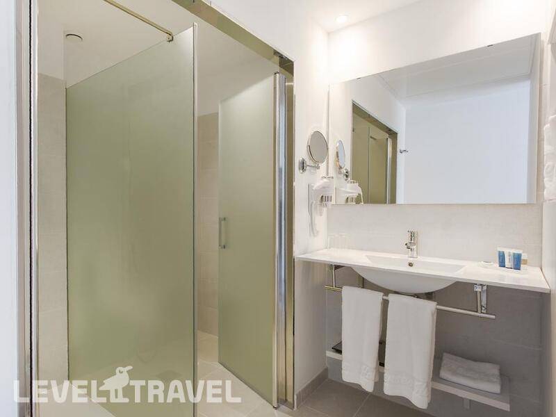 Фотография Reverence Life Hotel (Ex.Msh Mallorca Senses Hotel Santa Ponsa) (Adults Only 16+)