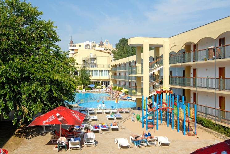 Amphora Beach Hotel