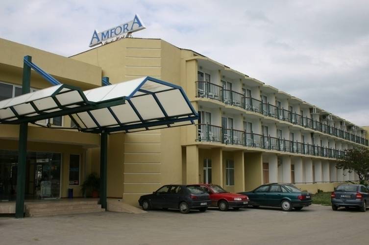 Amphora Beach Hotel