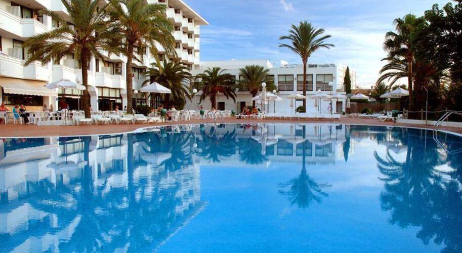 Marina Delfin Verde Hotel