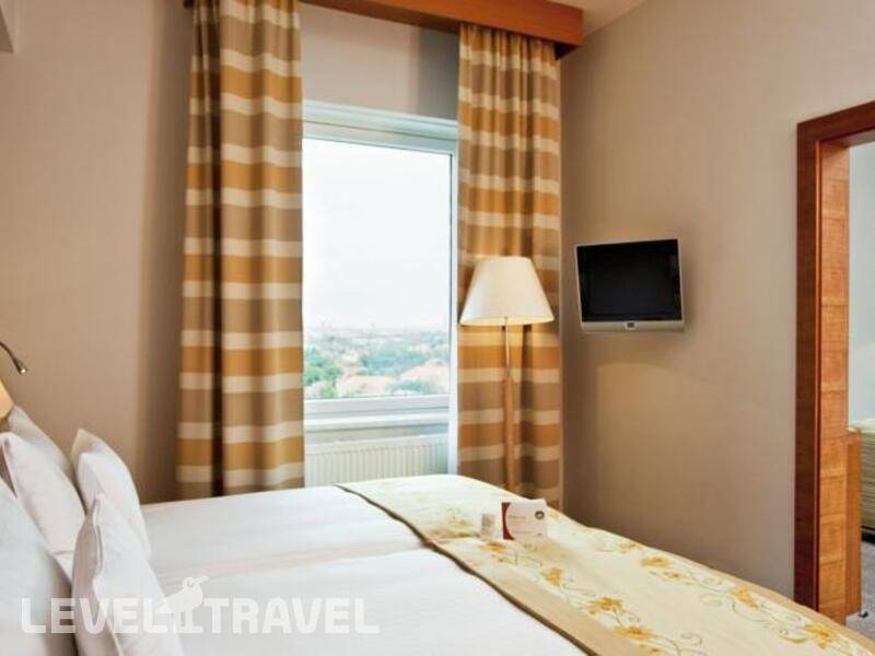 Фотография International Hotel