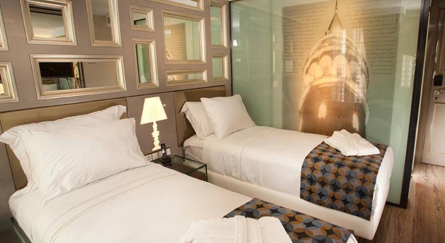 La Villa Hotel