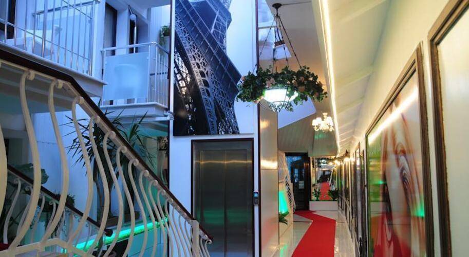 Ata Park Hotel