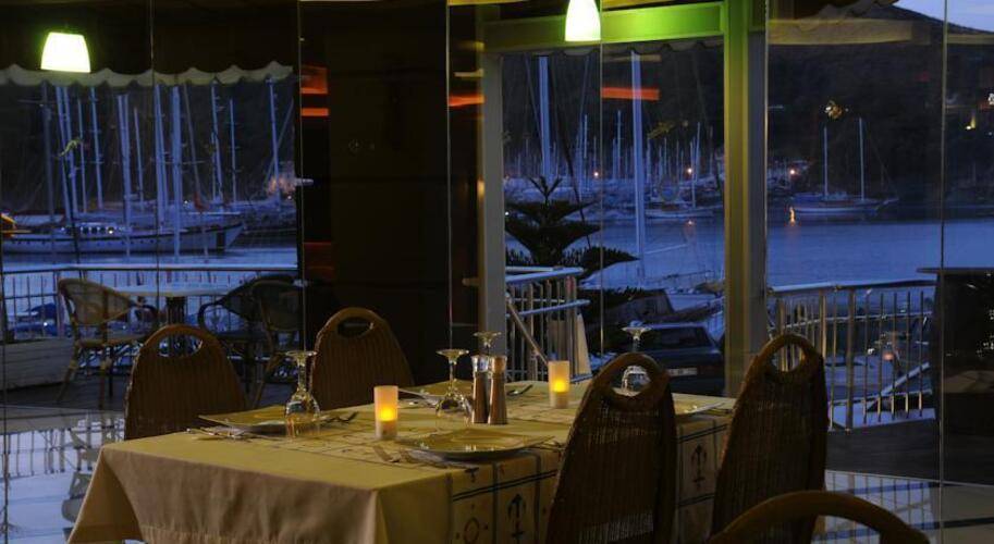 Ata Park Hotel