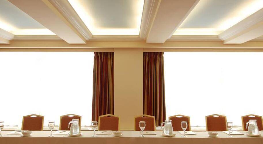 Athens Atrium Hotel & Jacuzzi Suites