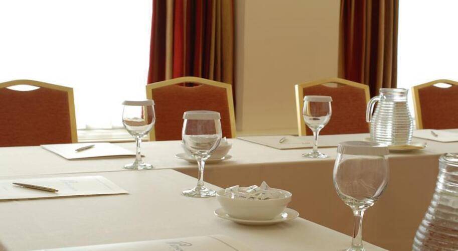 Athens Atrium Hotel & Jacuzzi Suites