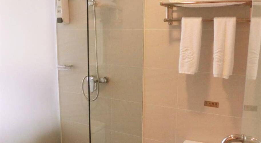 Baiyun City Hotel