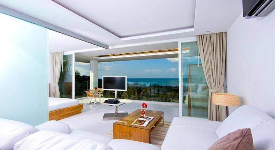Code Hotel