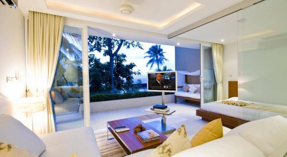 Code Hotel