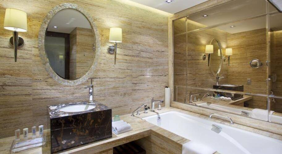 Crowne Plaza Chaoyang U Town Hotel
