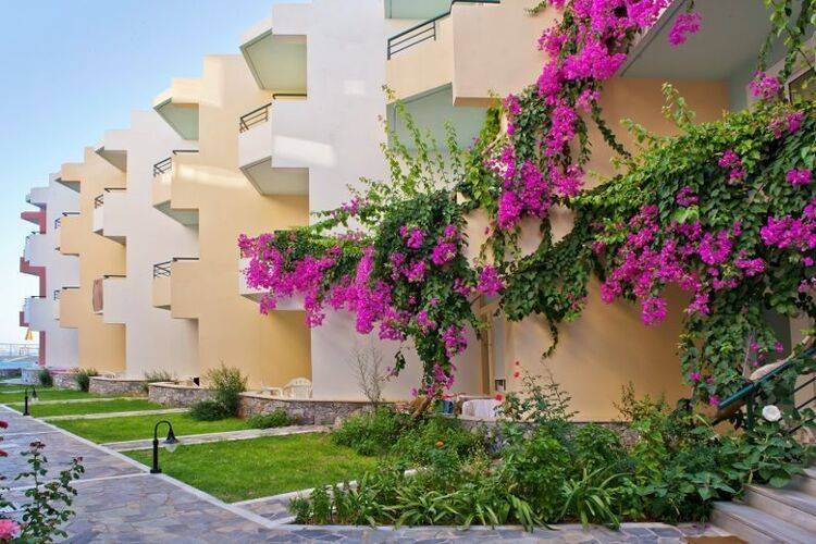 Dedalos Beach Hotel