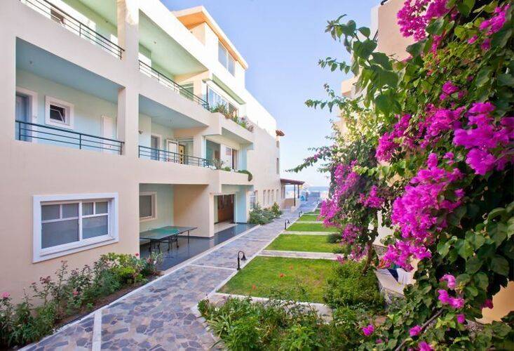 Dedalos Beach Hotel