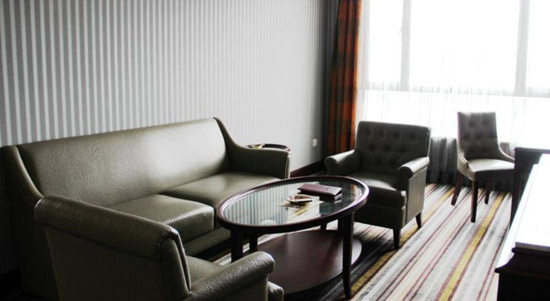The Seagull On The Bund Hotel