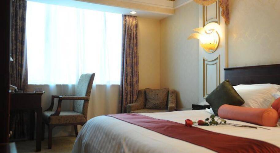 The Seagull On The Bund Hotel