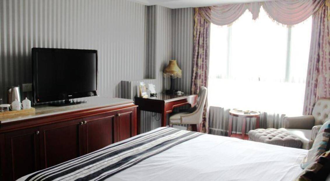 The Seagull On The Bund Hotel