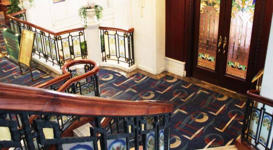 The Seagull On The Bund Hotel