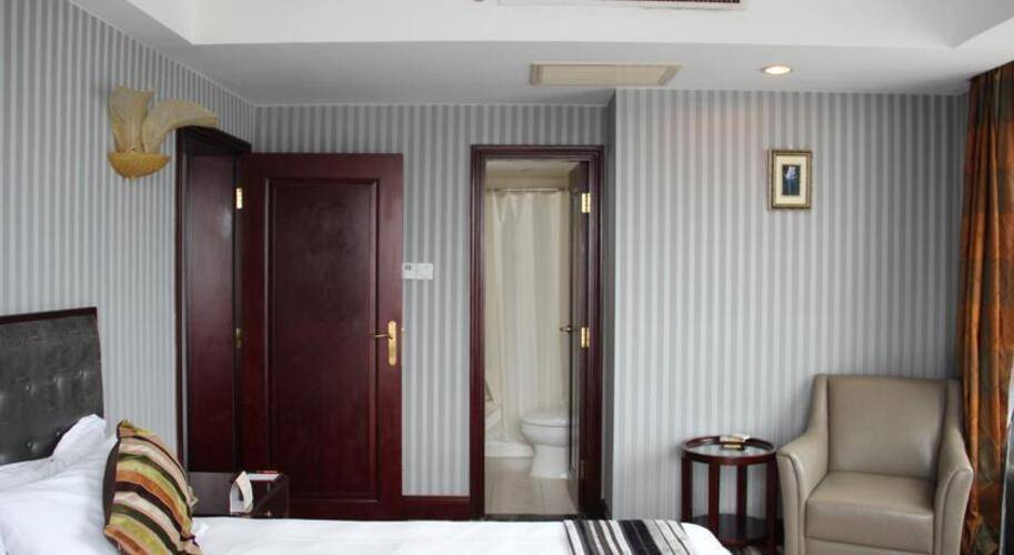 The Seagull On The Bund Hotel