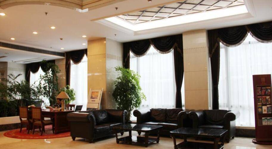 The Seagull On The Bund Hotel