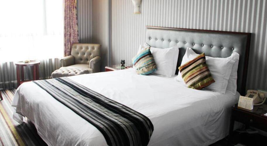 The Seagull On The Bund Hotel