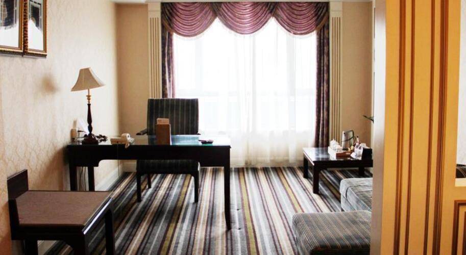 The Seagull On The Bund Hotel