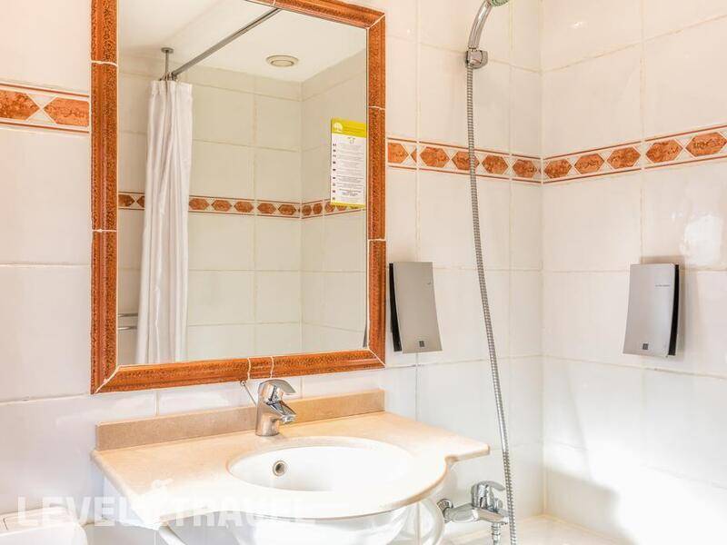 Фотография Univers Hotel