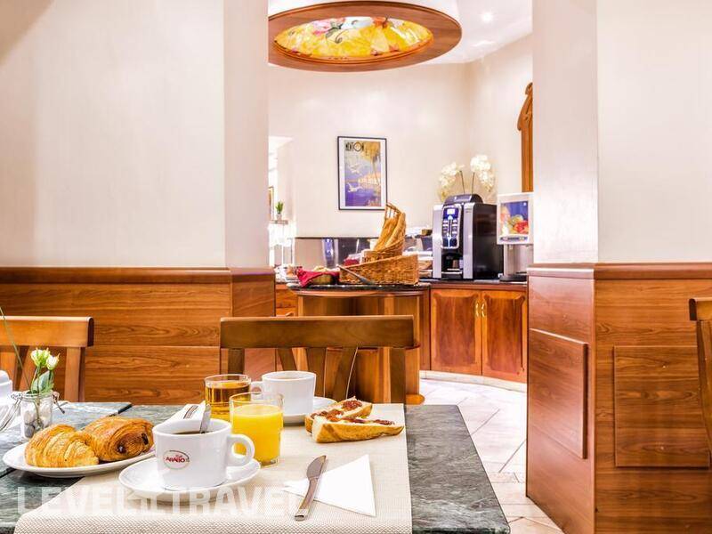 Фотография Univers Hotel