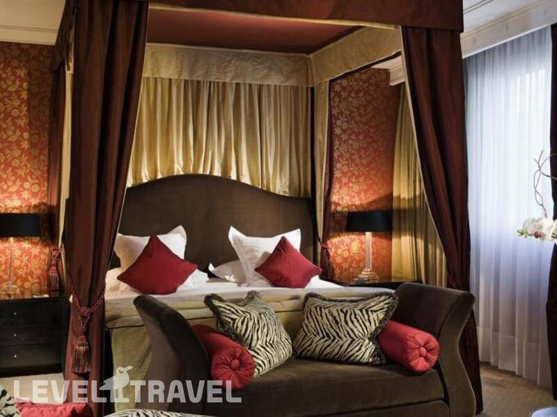 Фотография Warwick Champs Elysees Hotel Фотография Warwick Champs Elysees Hotel