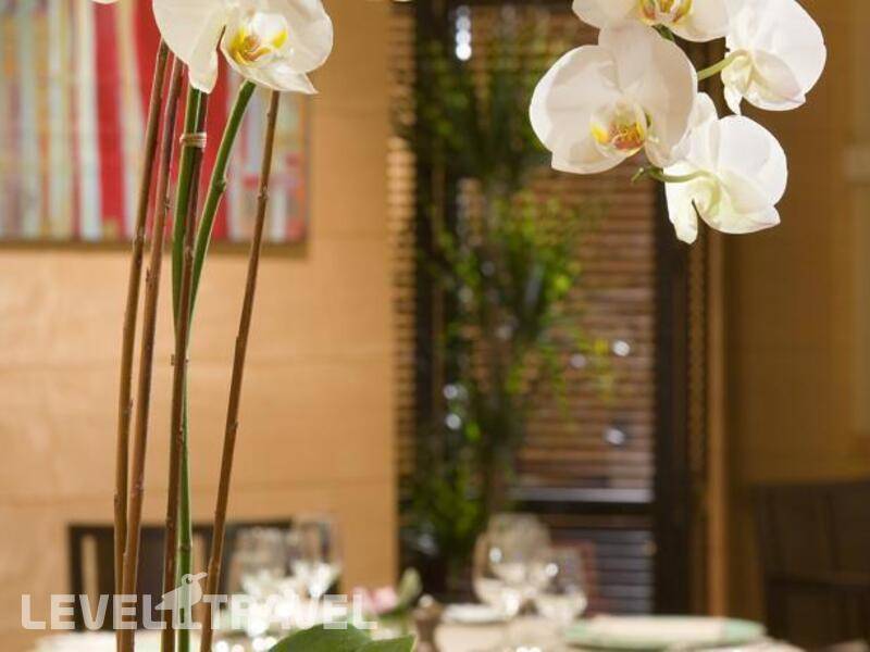 Фотография Warwick Champs Elysees Hotel Фотография Warwick Champs Elysees Hotel