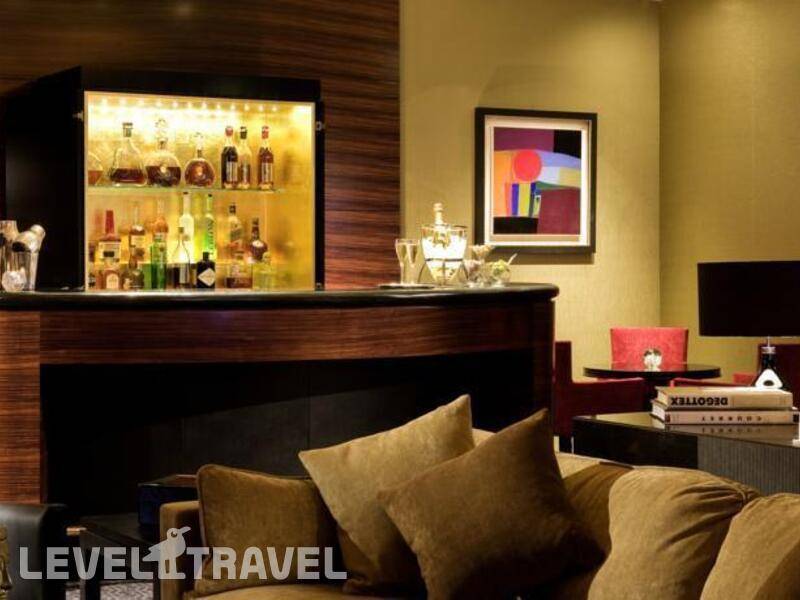 Фотография Warwick Champs Elysees Hotel