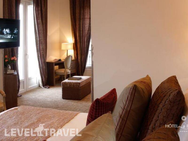 Фотография La Perouse Hotel