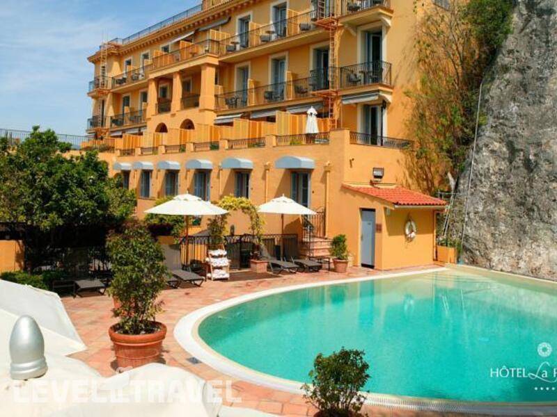 Фотография La Perouse Hotel