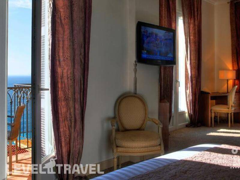 Фотография La Perouse Hotel