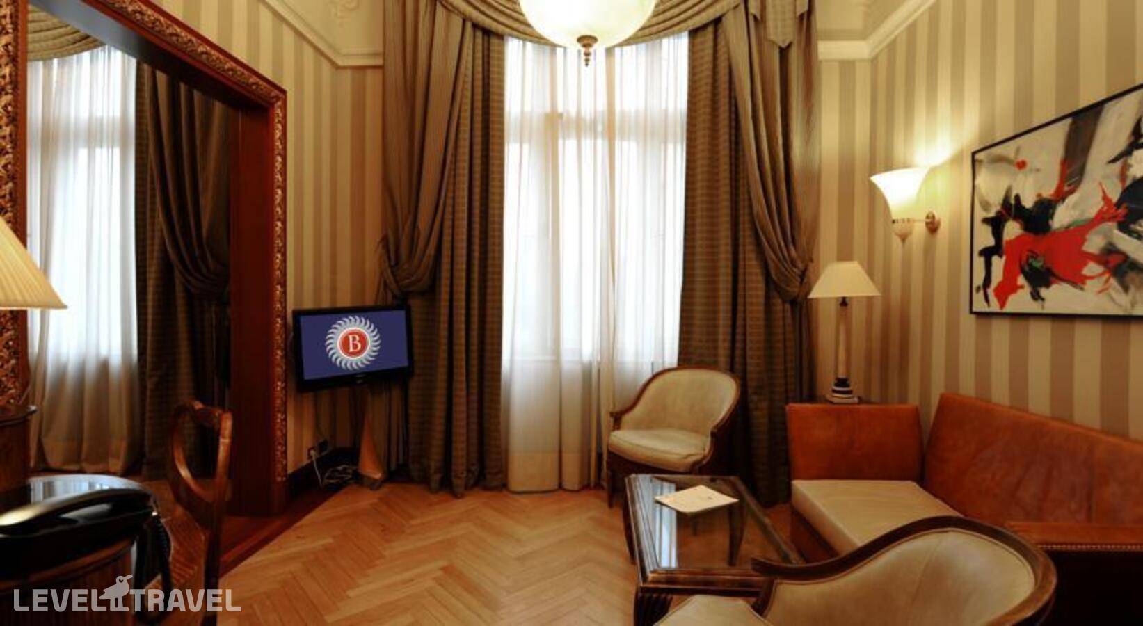 Изображение отеля 8
