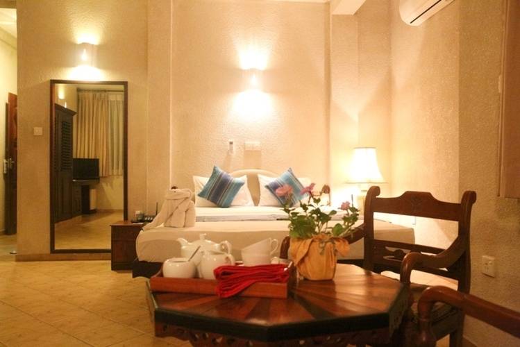 Oasey Beach Hotel