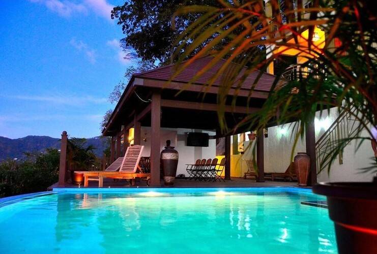 Treasure Cove Hotel