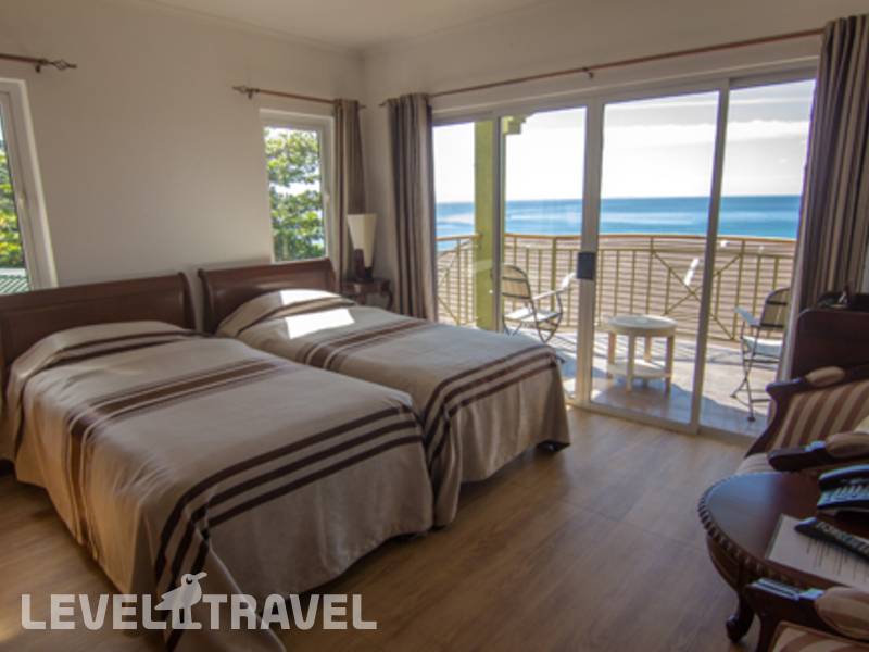 Фотография Treasure Cove Hotel