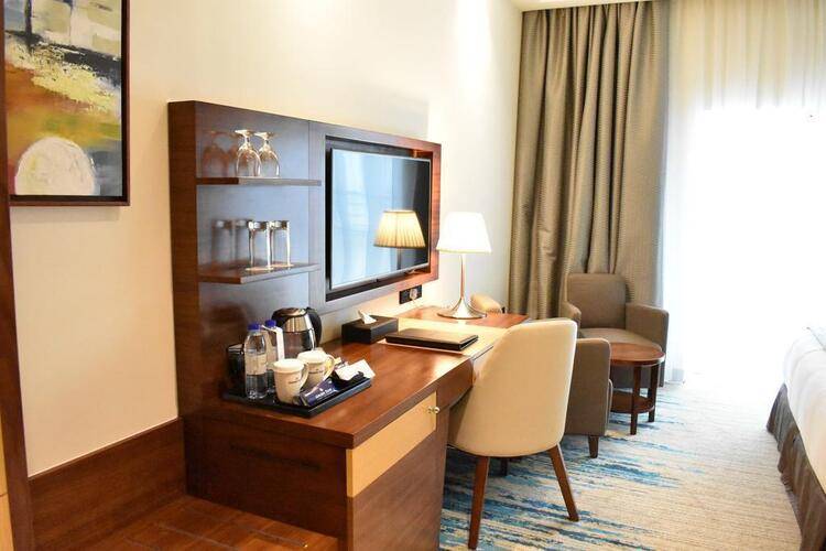 Golden Tulip Media Hotel (Ex. Golden Tulip Al Thanyah Hotel Apartments)