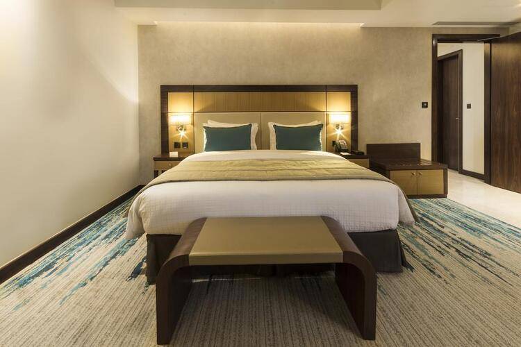 Golden Tulip Media Hotel (Ex. Golden Tulip Al Thanyah Hotel Apartments)