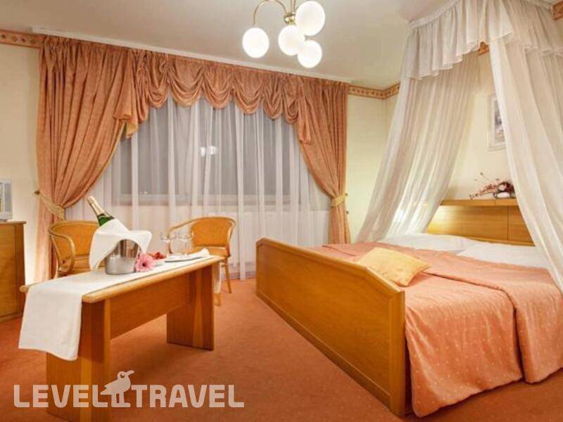 Фотография Henrietta Hotel