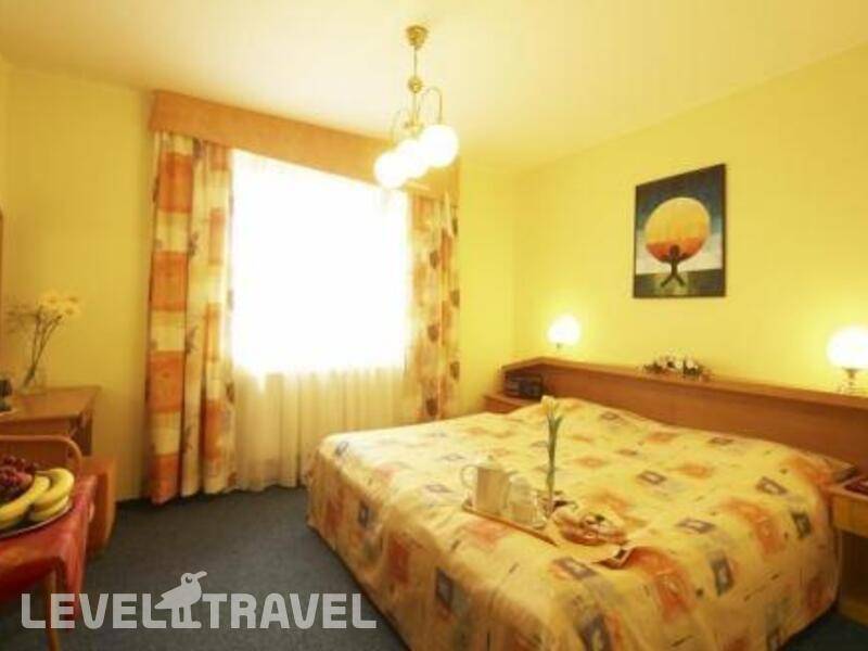 Фотография Henrietta Hotel