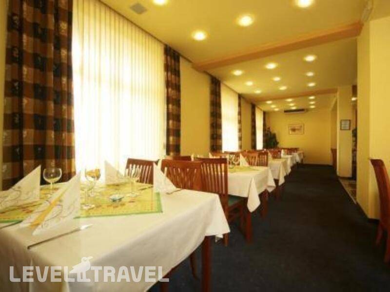 Фотография Henrietta Hotel
