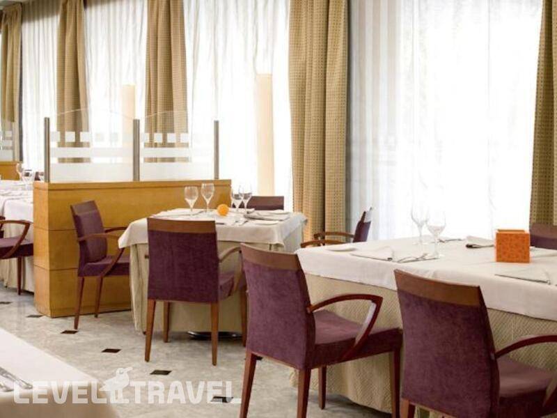 Фотография Nh Ciutat De Reus Hotel